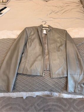 Jones New York Women's Metallic Silver Faux Leather Zip Jacket